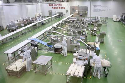 家家悅工廠體驗日 “品質(zhì)見證團(tuán)”探秘舌尖安全
