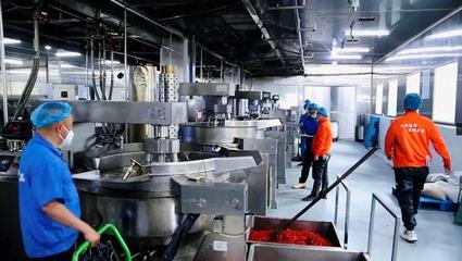 奮戰(zhàn)"雙十一" 簡陽企業(yè)不"缺位"